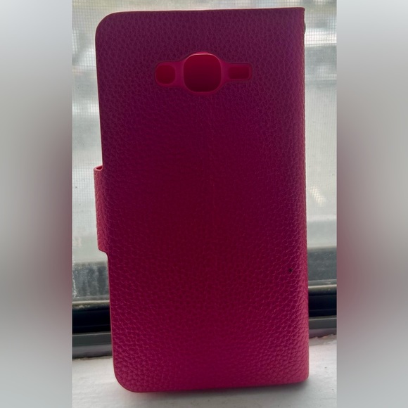 Phone case - Picture 2 of 3